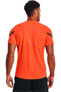 Under Armour camiseta fitness hombre UA RUSH 2.0 EMBOSS SS vista trasera