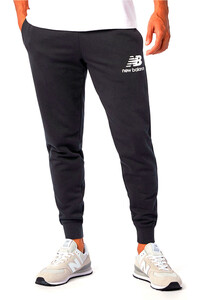 New Balance pantalón hombre ESSENTIALS STACKED LOGO vista frontal