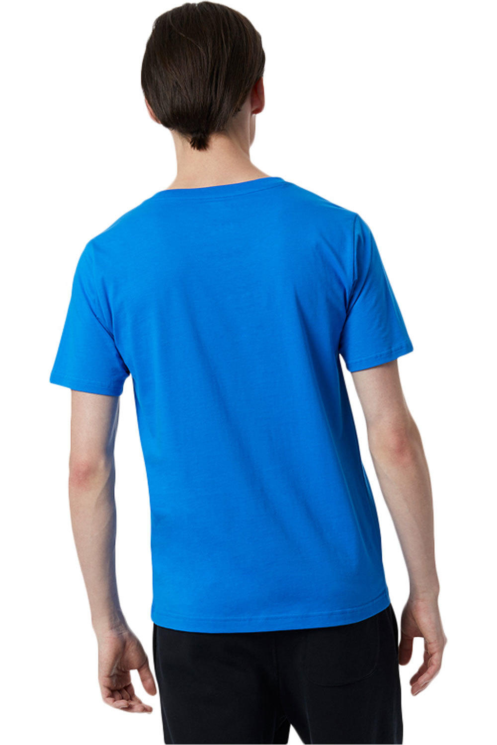 New Balance camiseta manga corta hombre Essentials Stacked Logo vista detalle