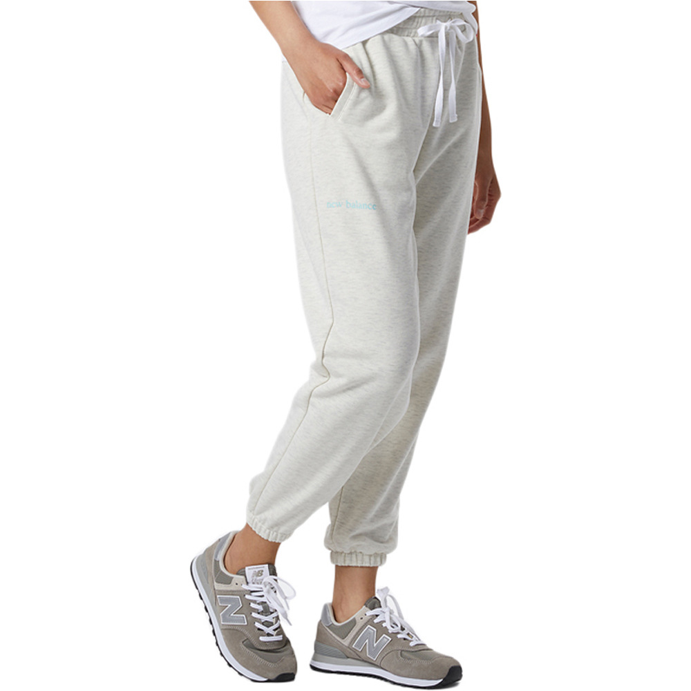 New Balance pantalón mujer WP21554 vista detalle