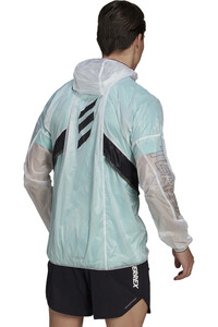 adidas CHAQUETA TRAIL RUNNING HOMBRE AGR PRO WND J vista trasera