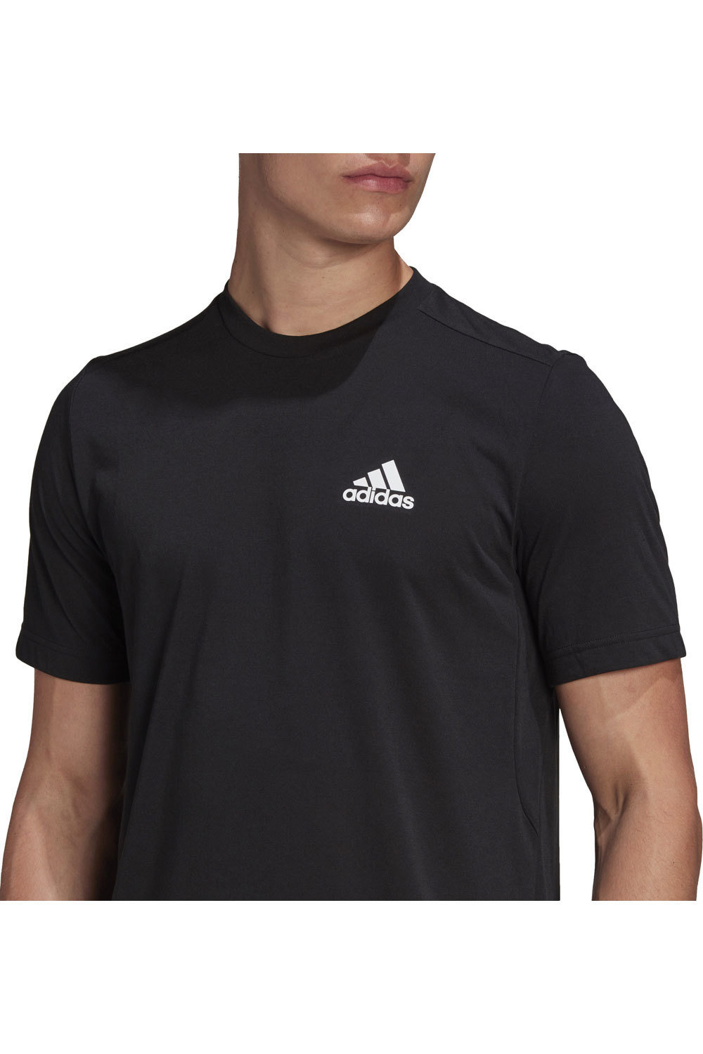 adidas camiseta fitness hombre AEROREADY Designed 2 Move Feelready Sport vista detalle