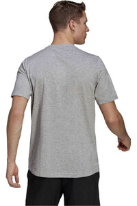 adidas camiseta fitness hombre AEROREADY Designed 2 Move Feelready Sport vista trasera