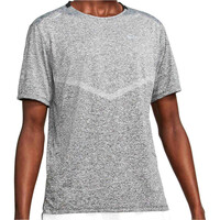 Nike camiseta técnica manga corta hombre M NK DF RISE 365 SS vista frontal