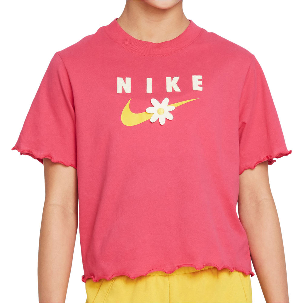Nike camiseta manga corta niña X_G NSW TEE ENERGY BOXY FRILLY 05