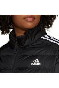 adidas chaqueta outdoor mujer Essentials Light (Tallas grandes) 03