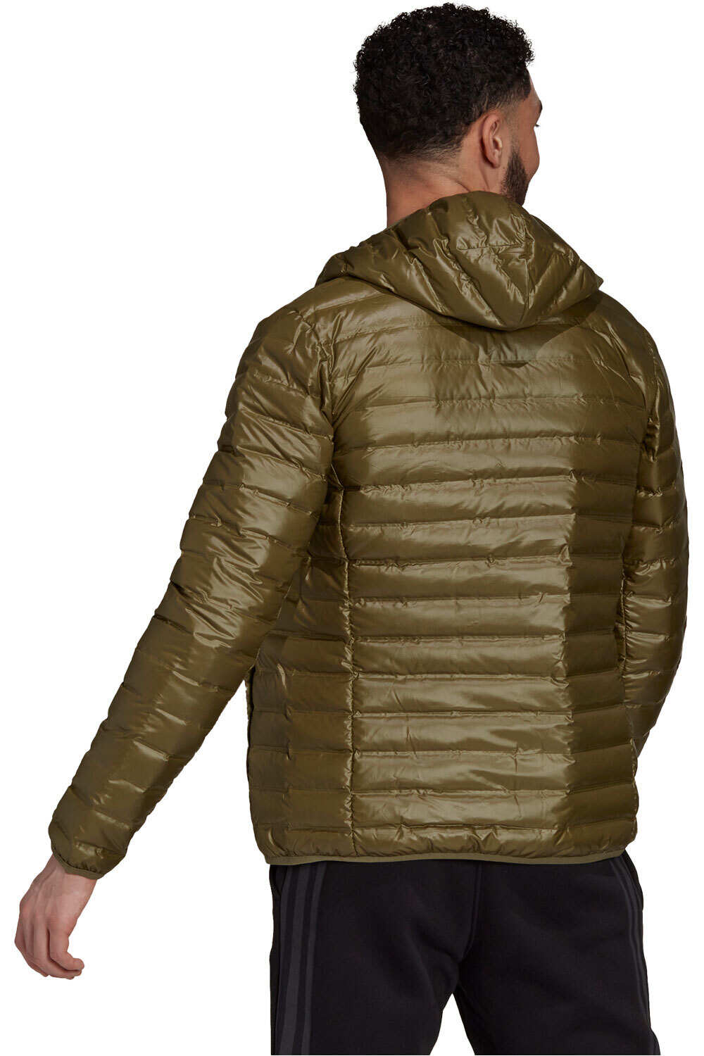 adidas chaqueta outdoor hombre Varilite Down con capucha vista trasera