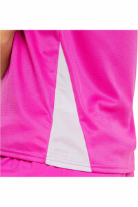 Puma camiseta entrenamiento manga corta mujer RUN FAVORITE SS TEE vista detalle