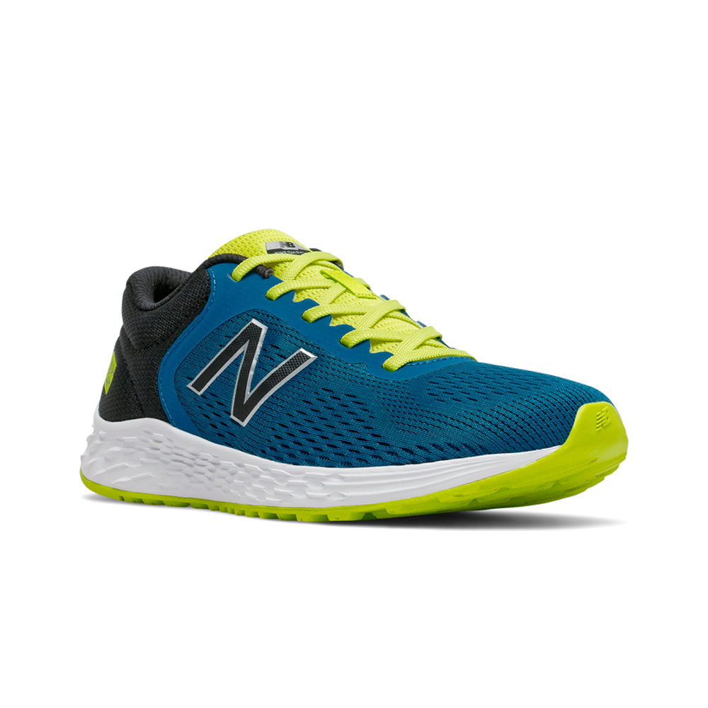 New Balance zapatilla running niño Arishi v2 vista trasera