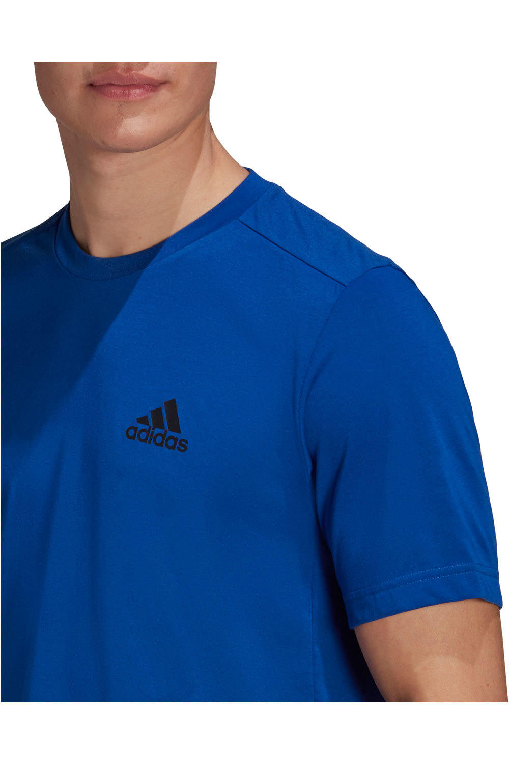 adidas camiseta fitness hombre AEROREADY Designed 2 Move Feelready Sport vista detalle