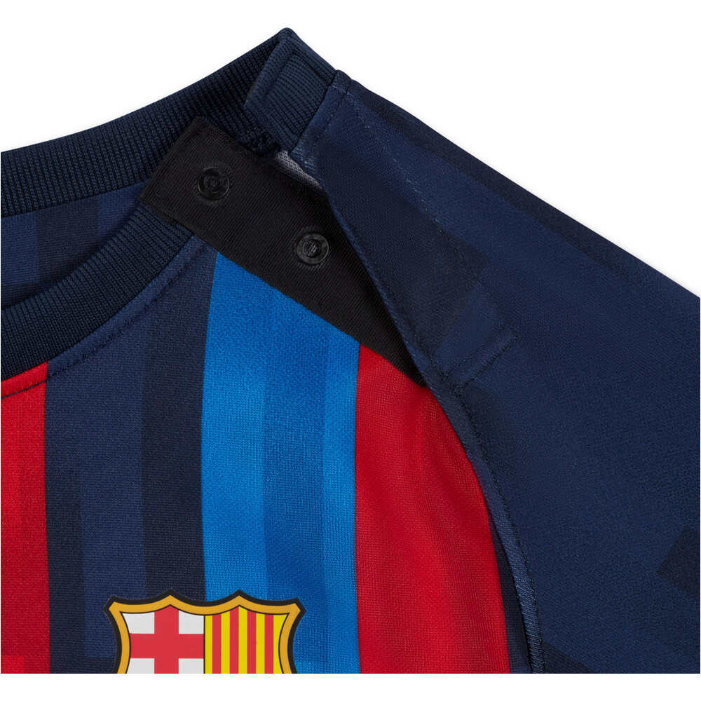 Nike equipación fútbol niño BARCELONA 23 I NK DF KIT HM AZGRA vista detalle