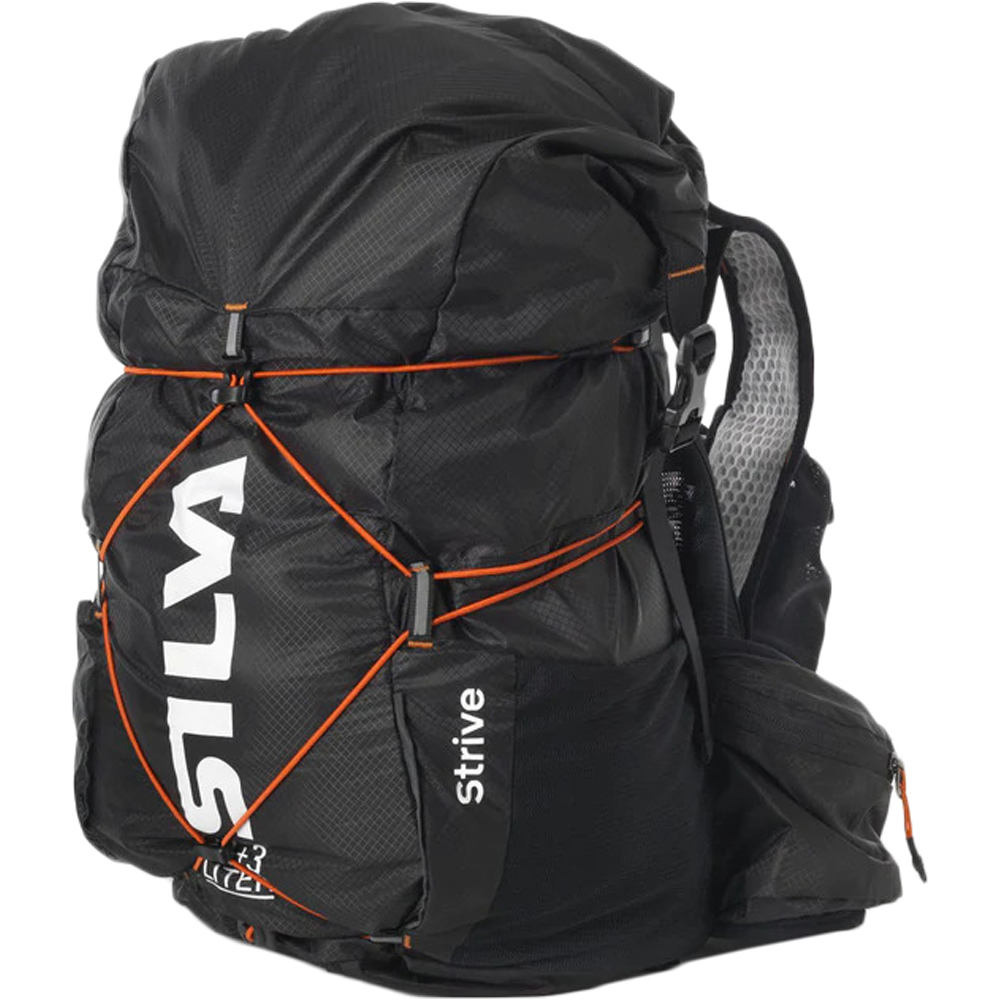 Silva varios running STRIVE MOUNTAIN PACK 23+3 vista frontal