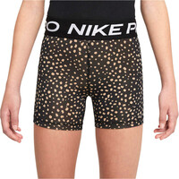 Nike malla corta niña G NP DF 3IN SHORT ANML AOP vista trasera