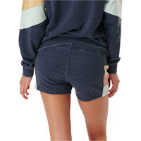 Rip Curl bermuda mujer HEAT WAVE FLEECE SHORT vista trasera