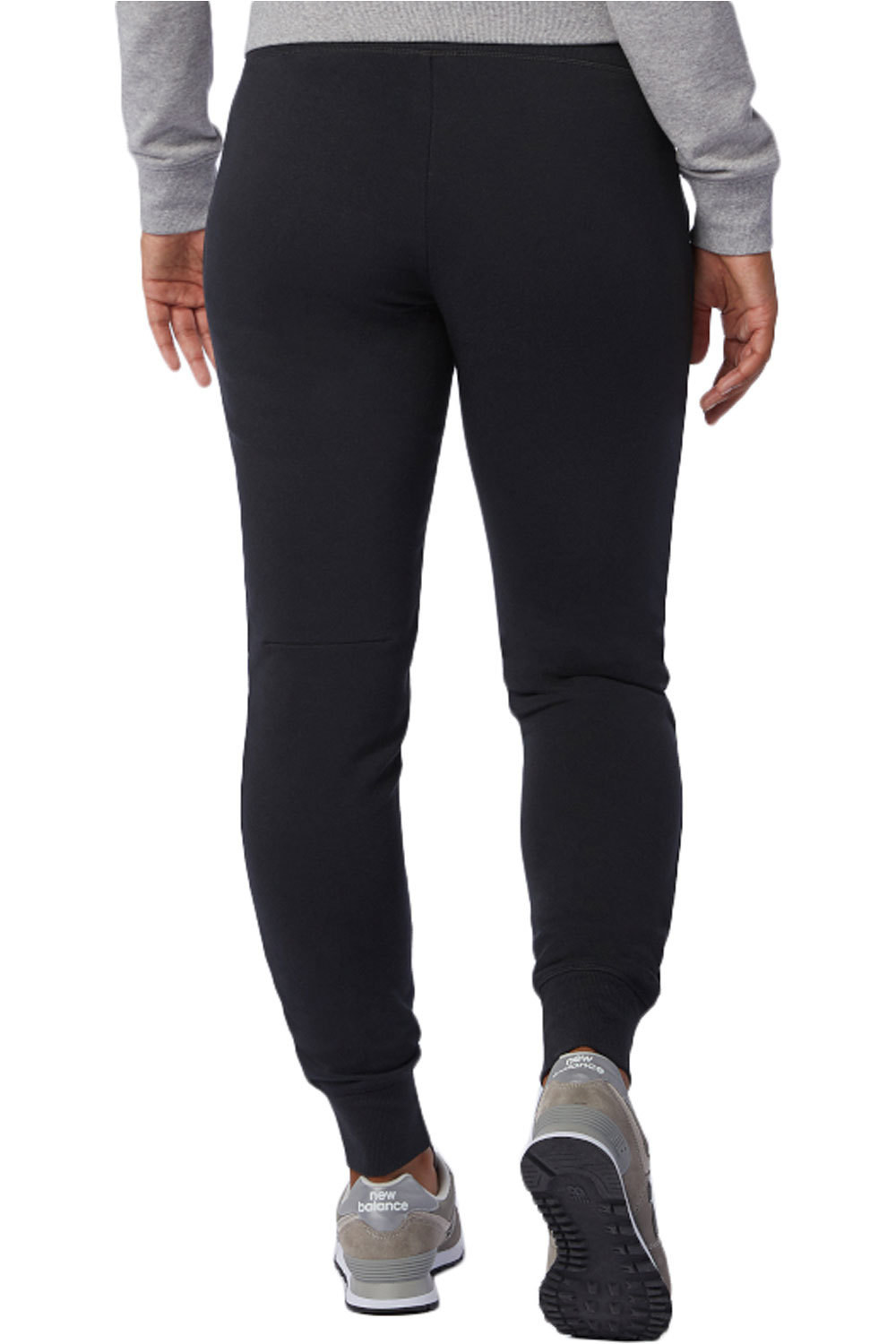 New Balance pantalón mujer NB ESSENTIALS STACKED LOGO SWEATPANT vista trasera