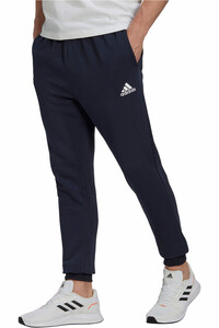 adidas pantalón hombre Essentials Regular Tapered Fleece vista frontal