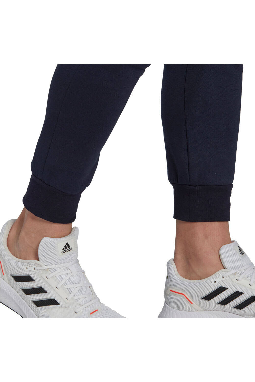 adidas pantalón hombre Essentials Regular Tapered Fleece 03