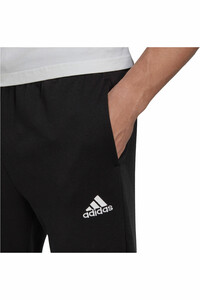 adidas pantalón hombre Essentials Regular Tapered Fleece vista detalle