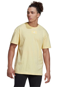 adidas camiseta manga corta hombre Essentials FeelVivid Drop Shoulder vista detalle
