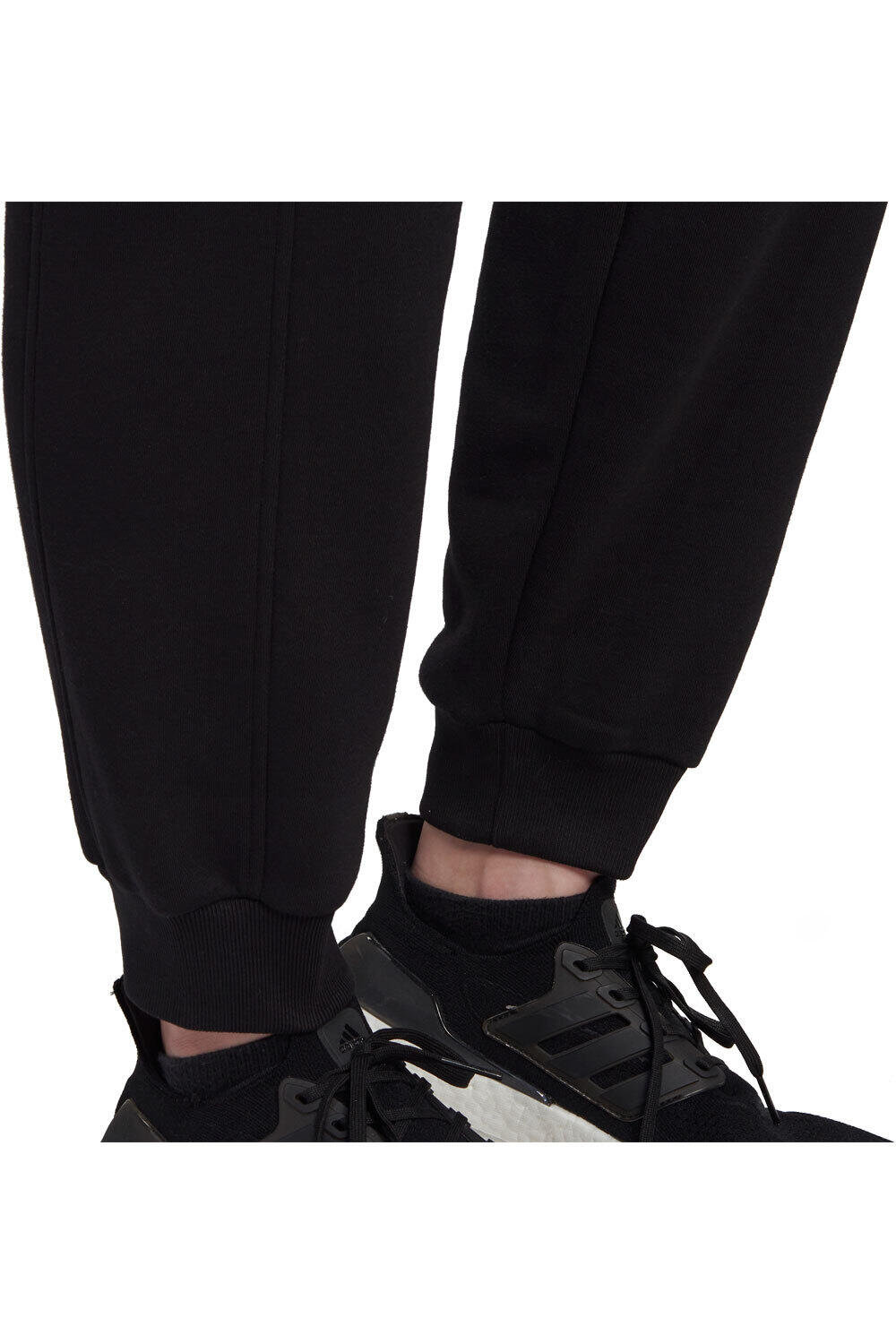 adidas pantalón mujer ALL SZN Fleece vista detalle