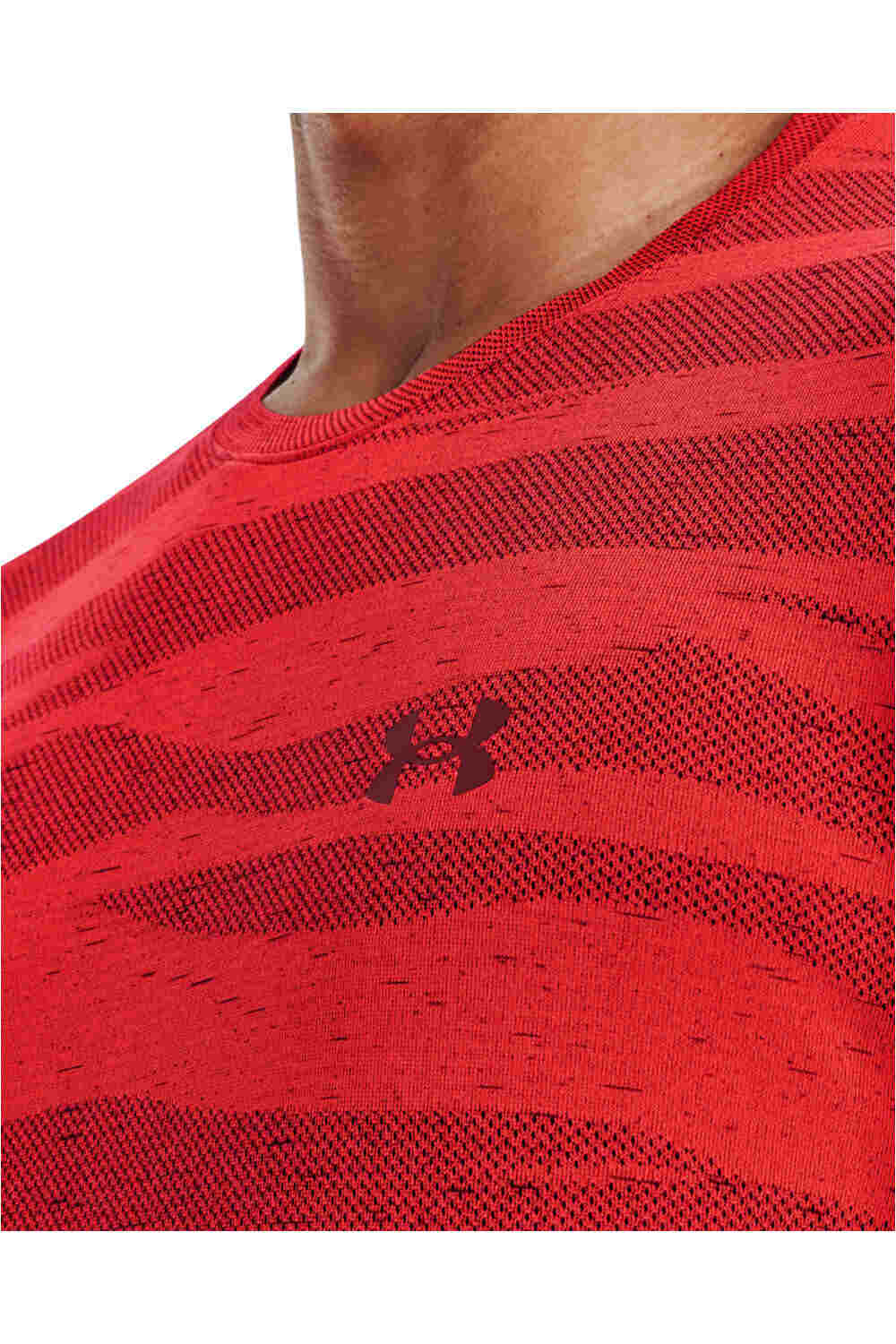 Under Armour camiseta fitness hombre UA SEAMLESS NOVELTY SS 03