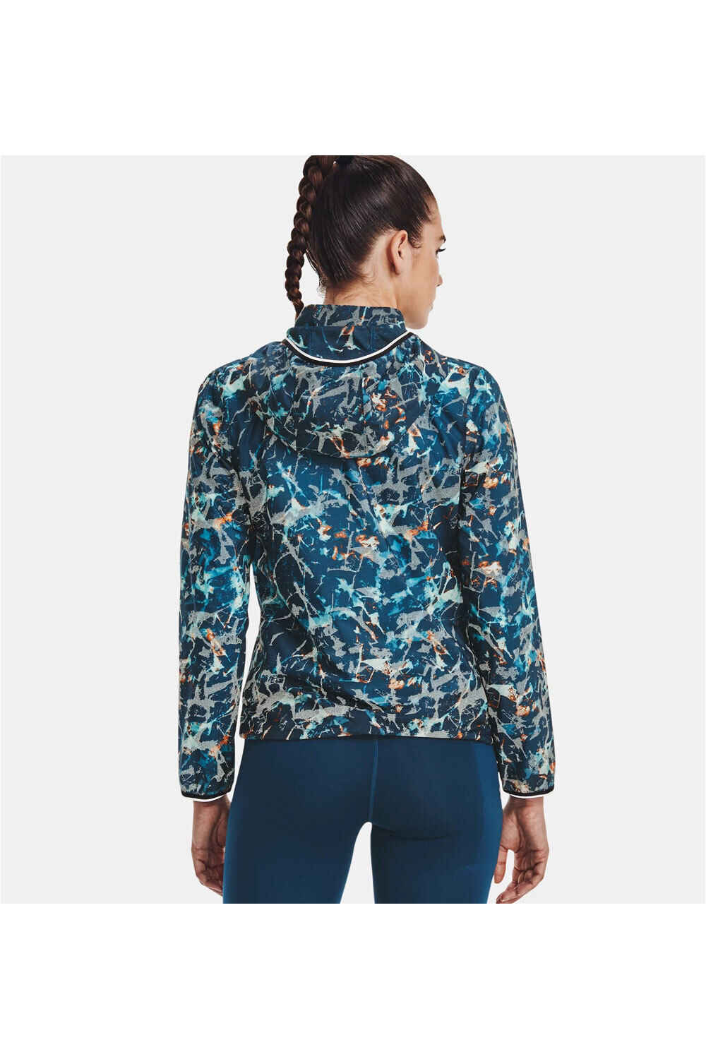 Under Armour CHAQUETA RUNNING MUJER UA STORM OUTRUN COLD JACKET vista trasera