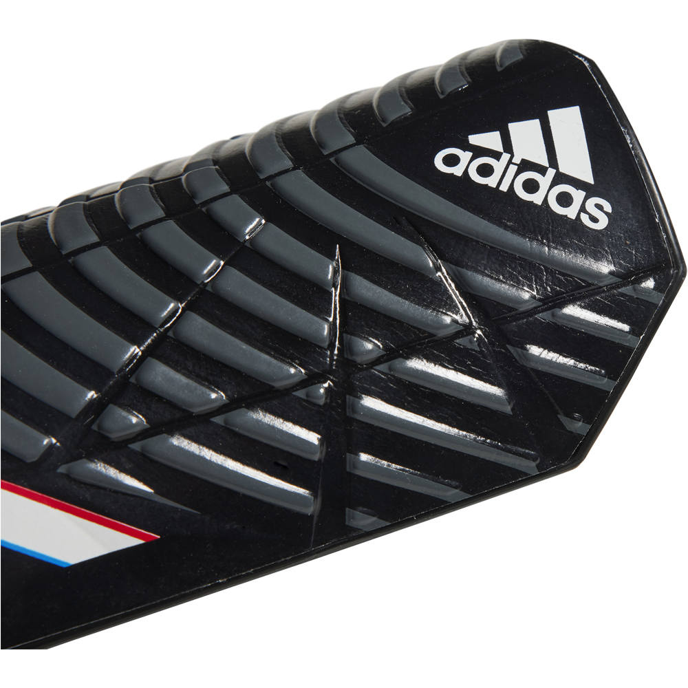 adidas espinilleras Predator League 01