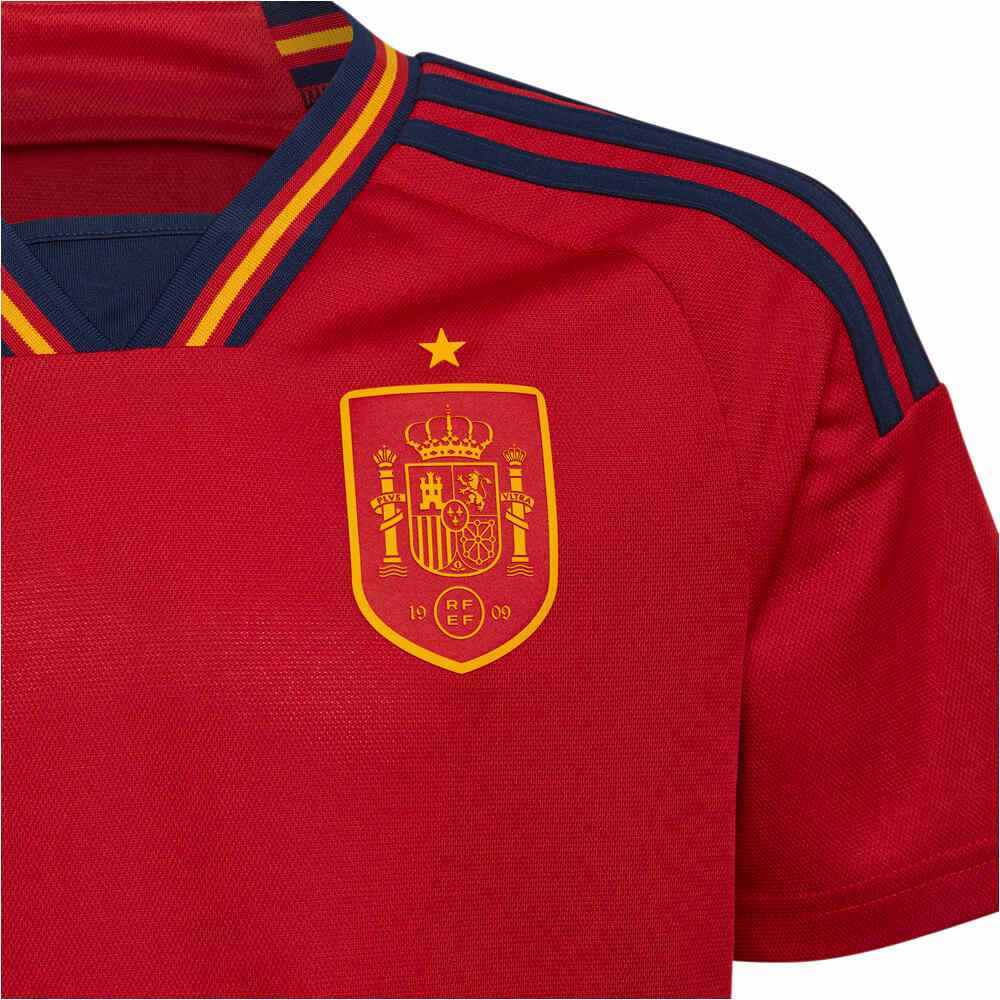 adidas equipación fútbol niño Spain 22 Home Mini Kit 05