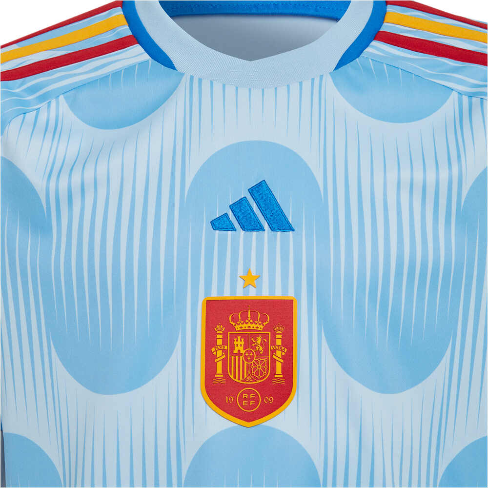 adidas equipación fútbol niño Spain 22 Away Mini Kit 04