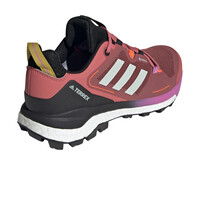 adidas zapatilla trekking mujer Terrex Skychaser GORE-TEX 2.0 Hiking vista trasera