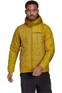 adidas chaqueta outdoor hombre Terrex Multi Insulated con capucha vista frontal
