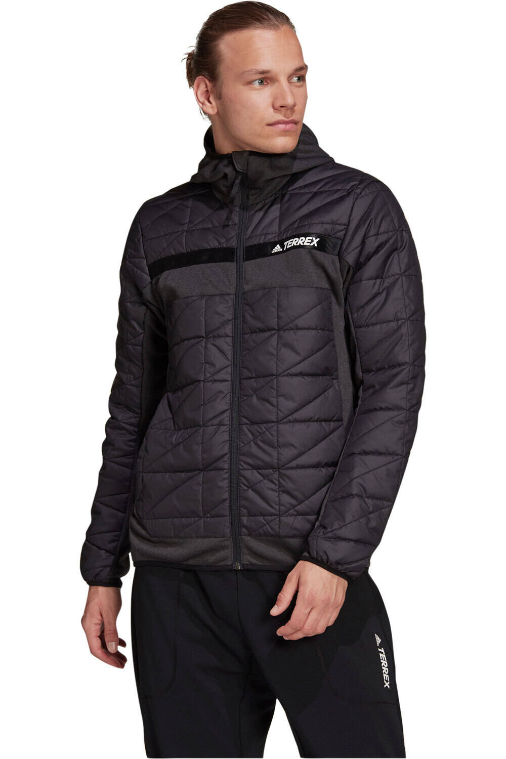adidas chaqueta outdoor hombre Terrex Multi Primegreen Hybrid Insulated vista frontal