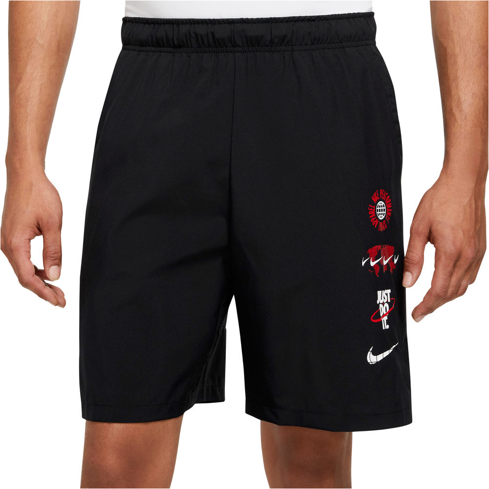 Nike pantalón corto fitness hombre DF FLX WVN 6MO GFX vista frontal
