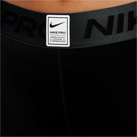 Nike pantalones y mallas cortas fitness mujer NP DF MR 3IN GRX SHORT 03