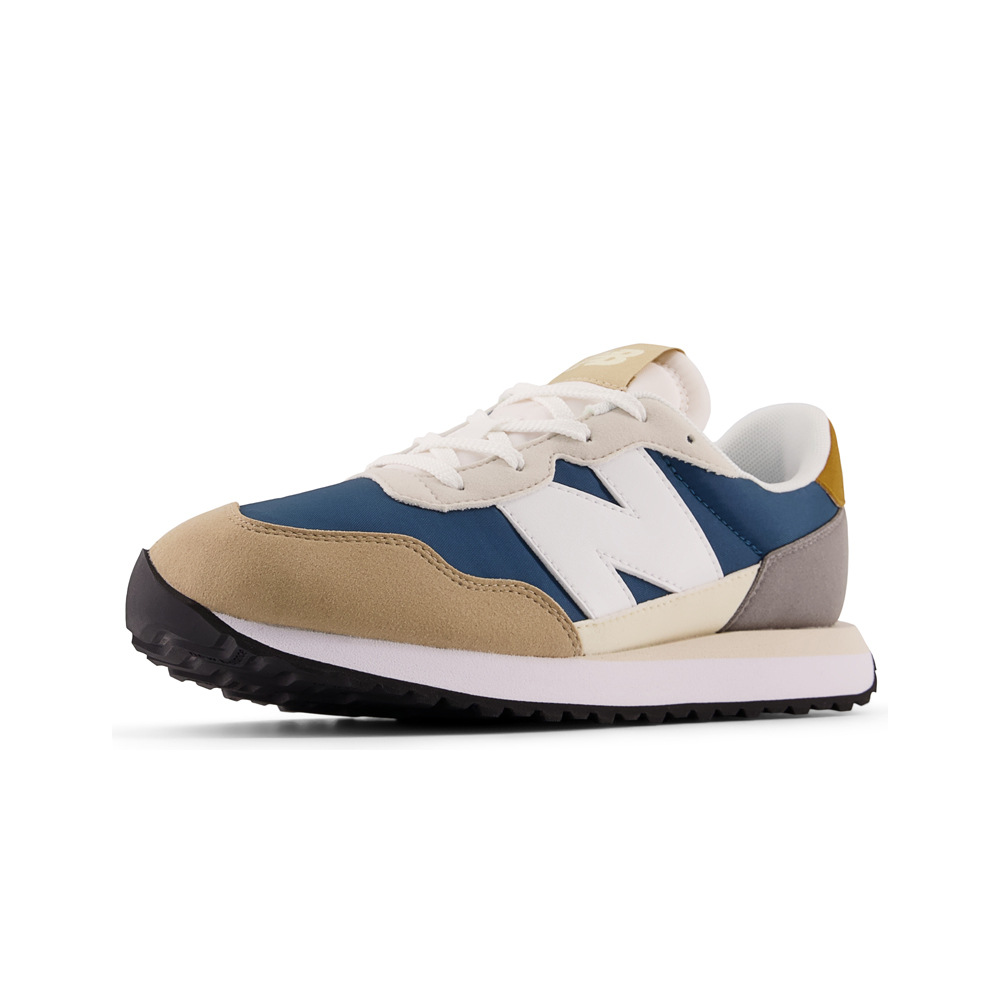 New Balance zapatilla moda niño 237 05