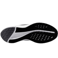 Nike zapatilla running hombre QUEST 5 lateral interior