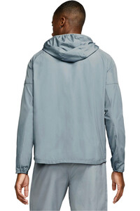 Nike CHAQUETA RUNNING HOMBRE RPL MILER JKT vista trasera