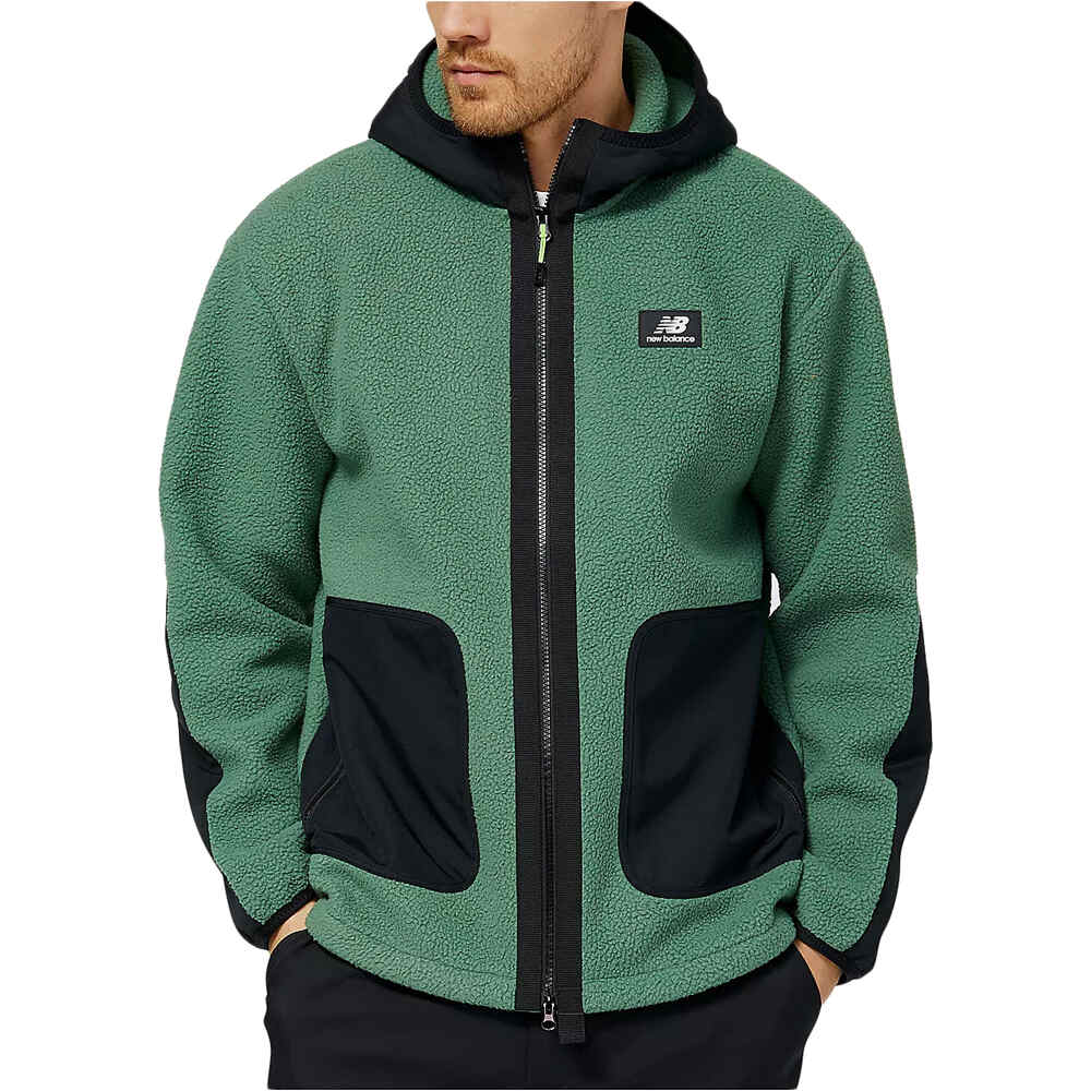 New Balance chaquetas hombre ALL TERRAIN SEASON vista frontal