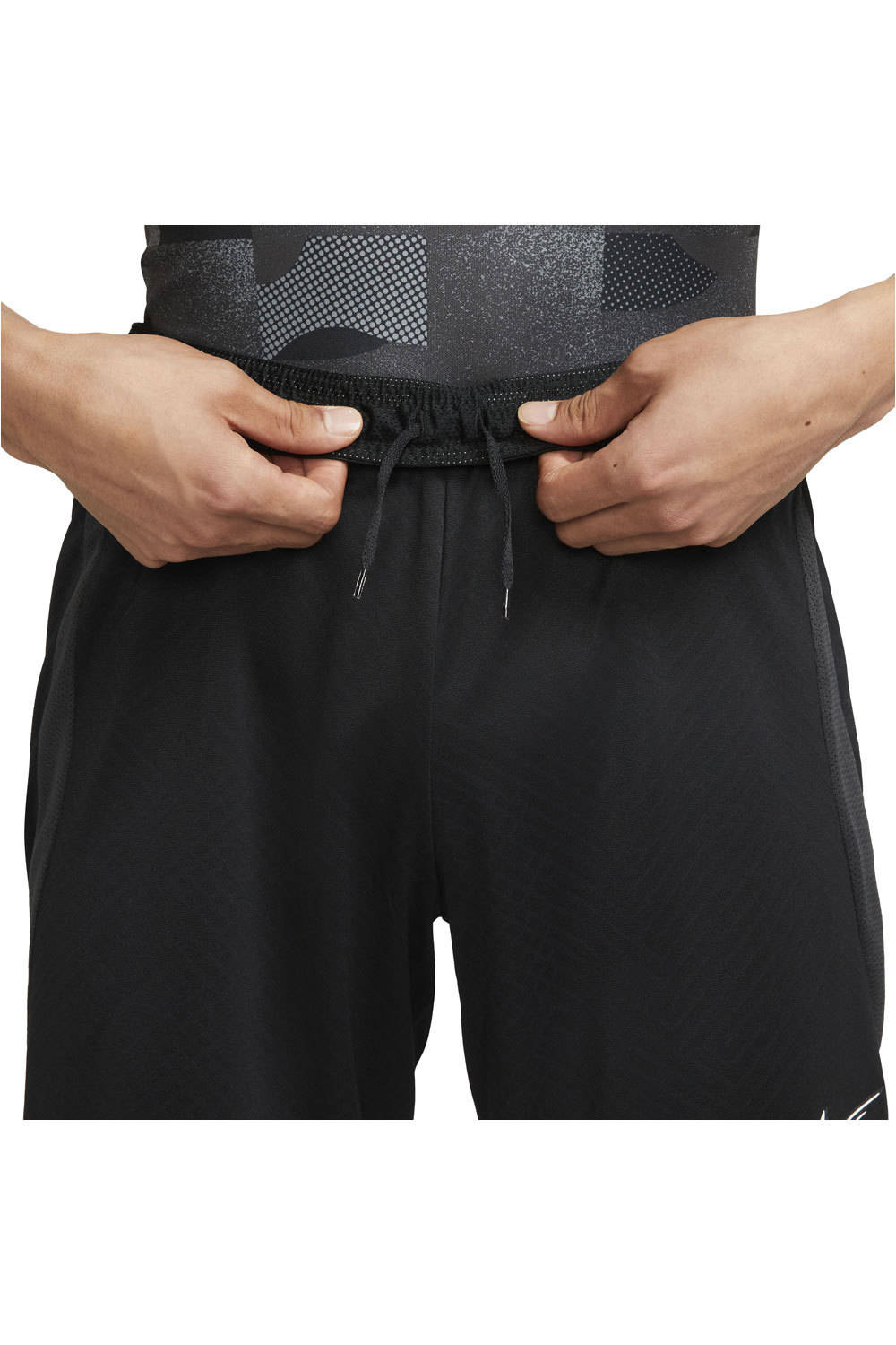 Nike pantalones cortos futbol PANTALON CORTO DRI-FIT STRIKE vista detalle