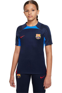 Nike camiseta entrenamiento niño BARCELONA 23 STRIKE TOP vista frontal