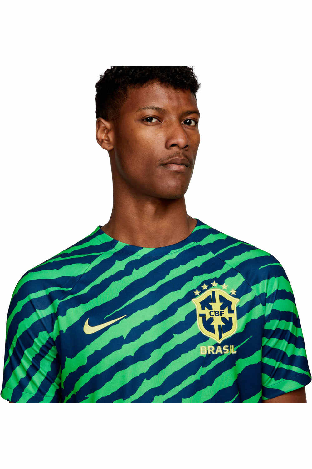 Nike camiseta de fútbol oficiales CAMISETA CALENTAMIENTO BRASIL 2022 vista detalle