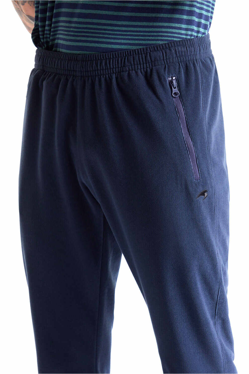 Astore pantalón hombre KAMP vista detalle