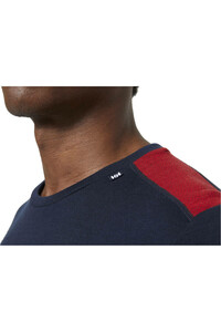 Helly Hansen camiseta térmica manga larga hombre LIFA MERINO MIDWEIGHT CREW vista detalle