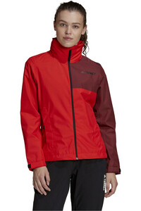 adidas chaqueta impermeable mujer Terrex Multi RAIN.RDY Primegreen Two-Layer (impermeable) vista frontal