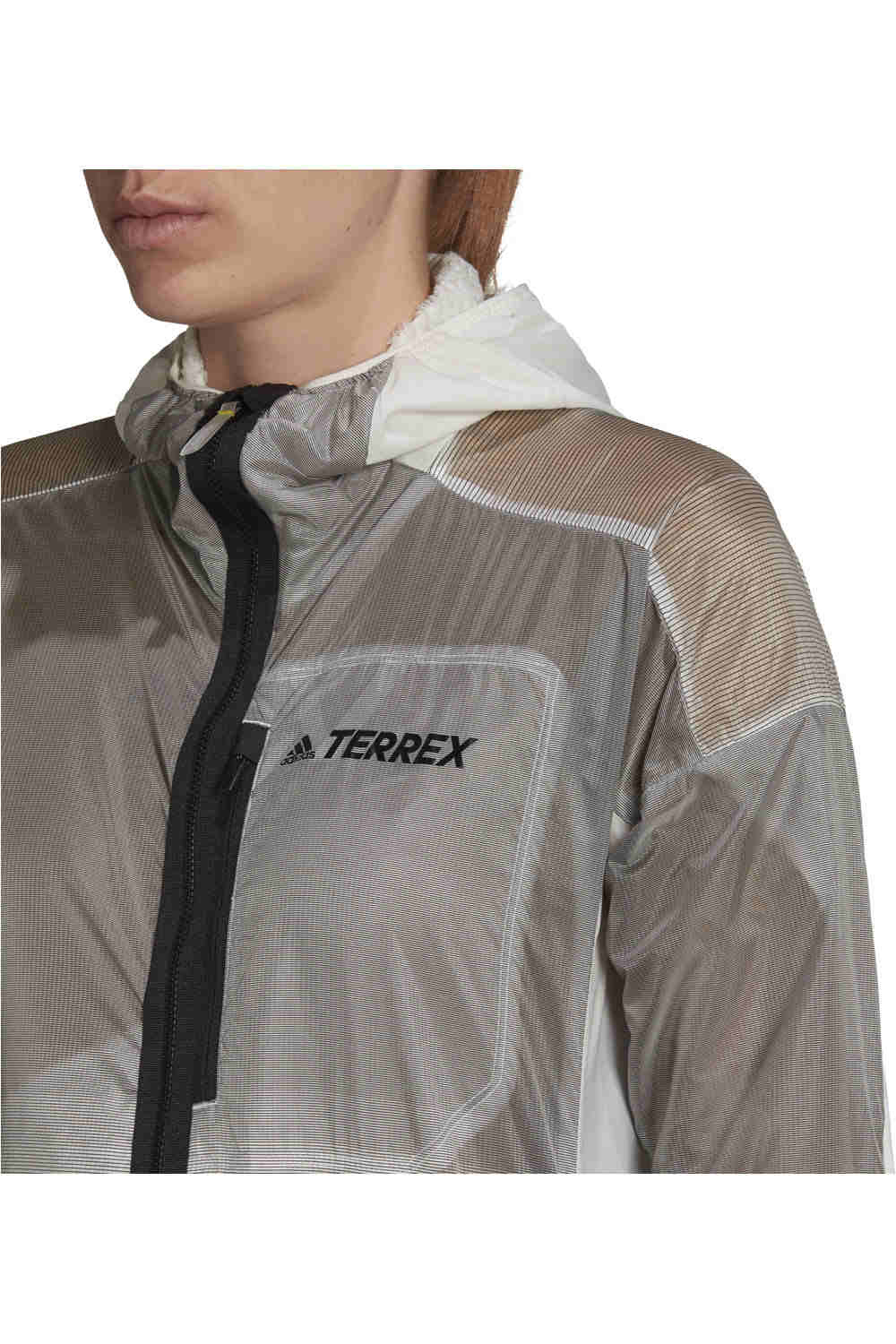 adidas CHAQUETA TRAIL RUNNING MUJER Terrex Agravic Windweave Pro Octa Insulation vista detalle