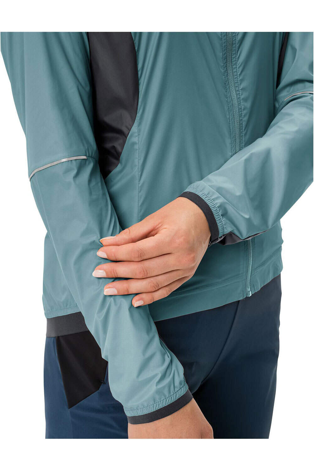 Vaude chaqueta impermeable ciclismo mujer Women's Air Pro Jacket vista detalle