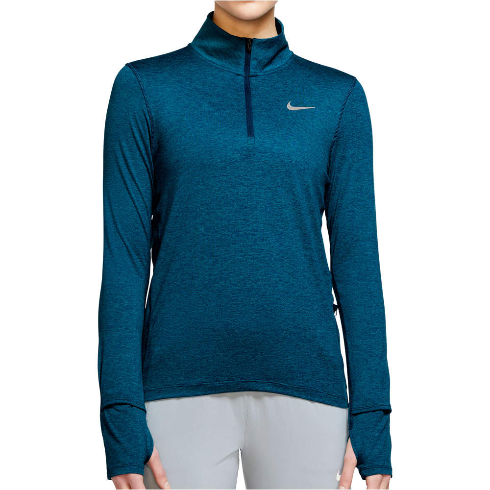 Nike camiseta técnica manga larga mujer NK DF ELEMENT TOP HZ vista detalle