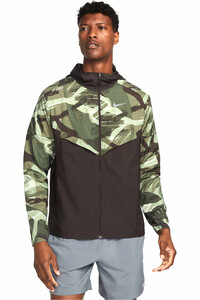 Nike CHAQUETA RUNNING HOMBRE RPL WINDRUNNER CAMO vista frontal