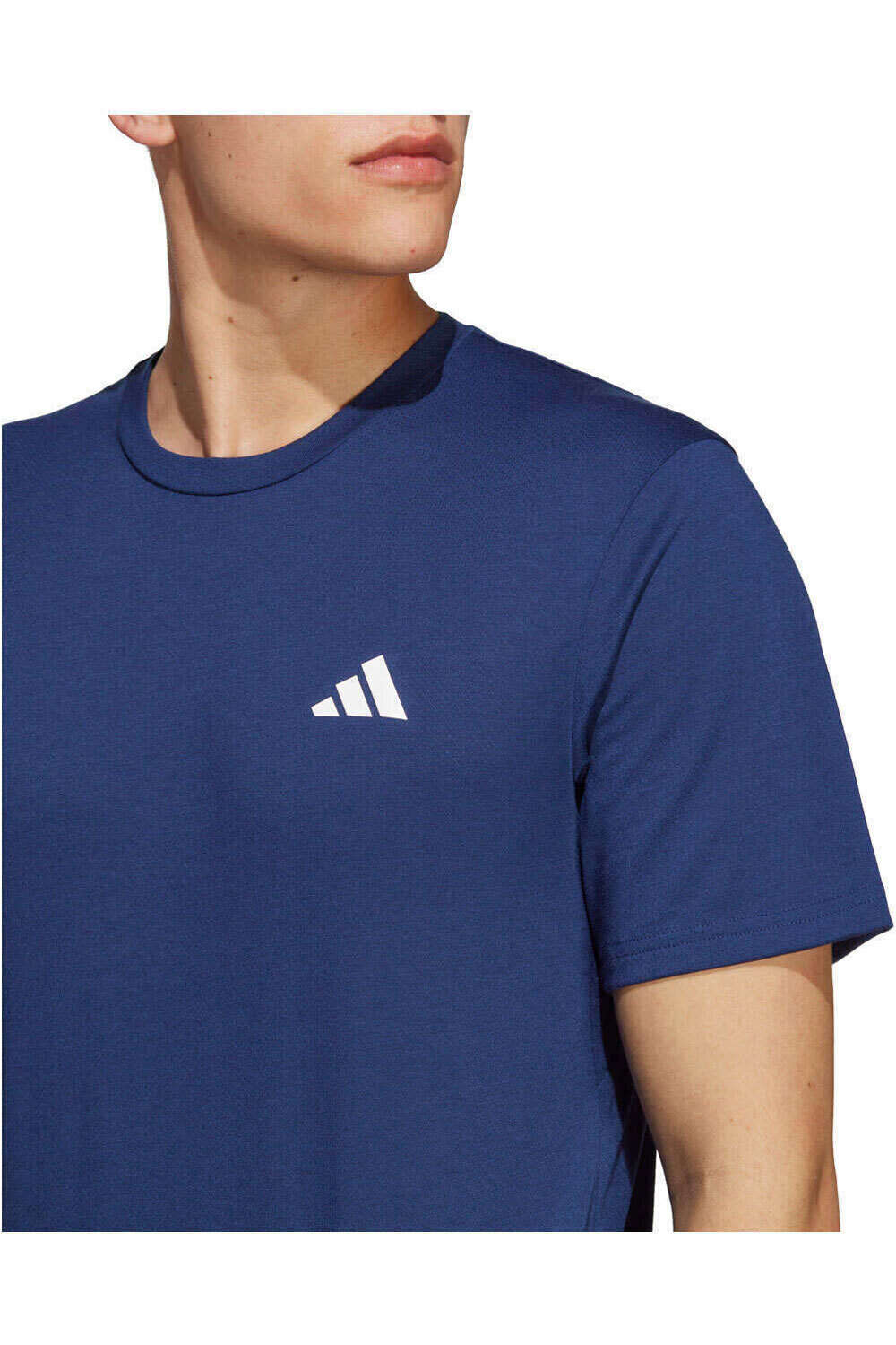 adidas camiseta fitness hombre Train Essentials Comfort Training vista detalle