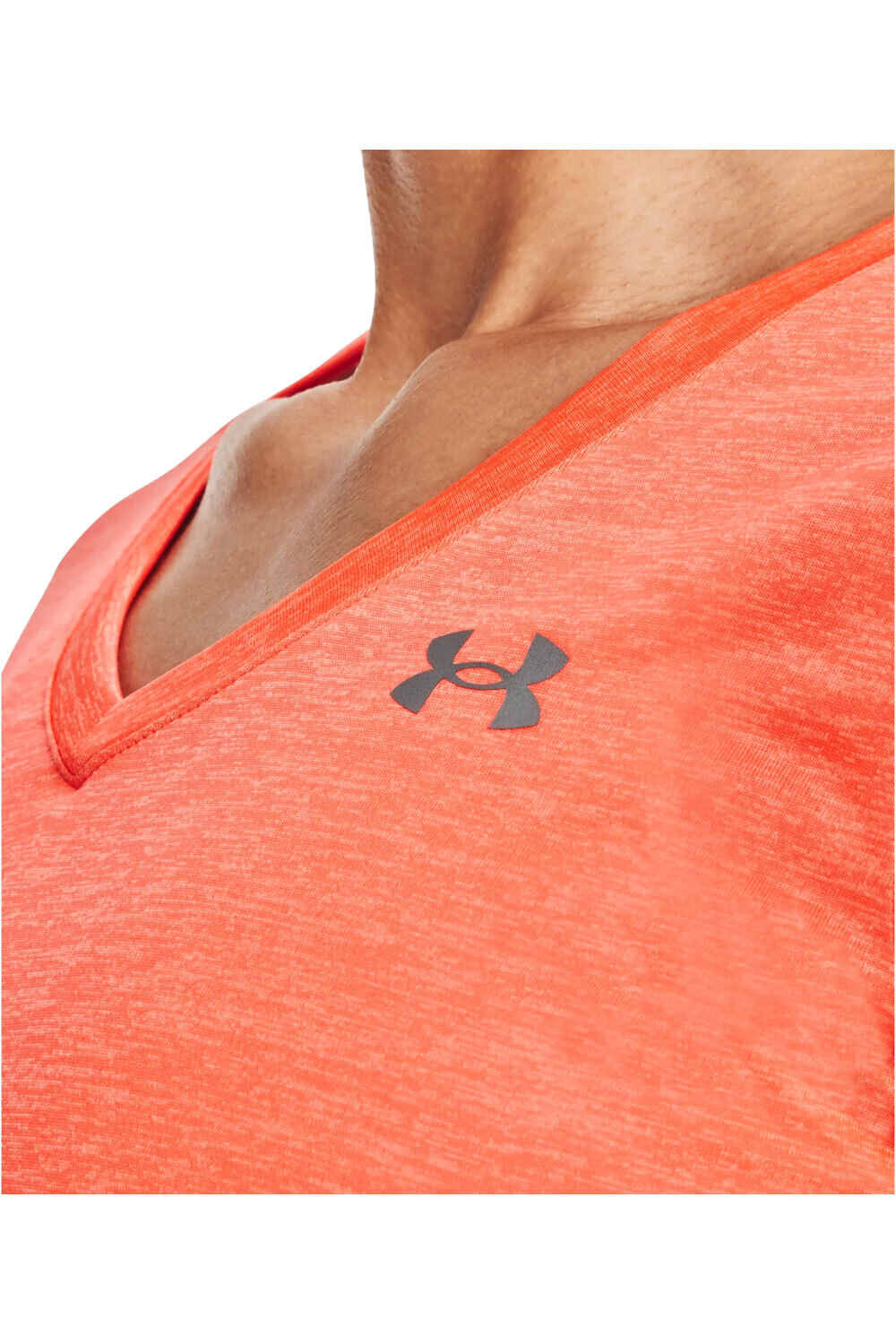 Under Armour camisetas fitness mujer Tech SSV - Twist vista detalle